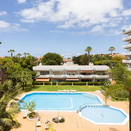 Eden White Molino Penthouse